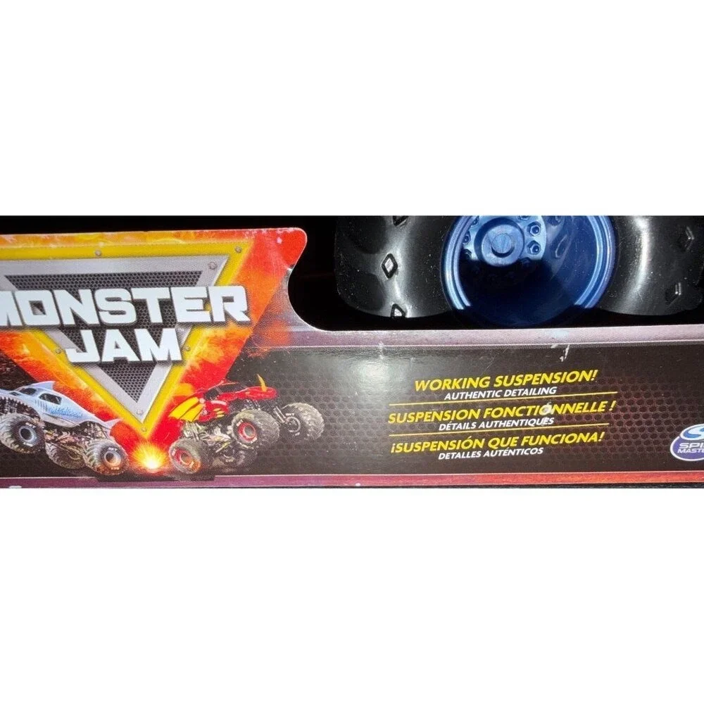 Monster Jam Grave Digger Currituck Grain Co Blue Silver 1:24 Scale Series 22